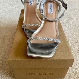 Steve Madden sandals